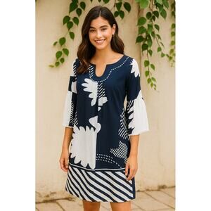 Crown & Ivy Navy Shift Dress 3/4 Sleeve 10 classic preppy Spring Floral chic